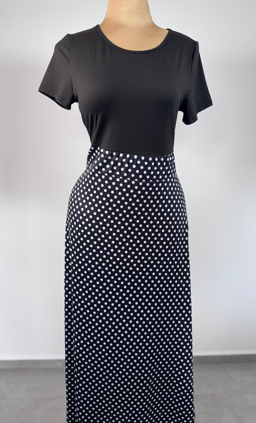 Vestido Largo Puntos Negro