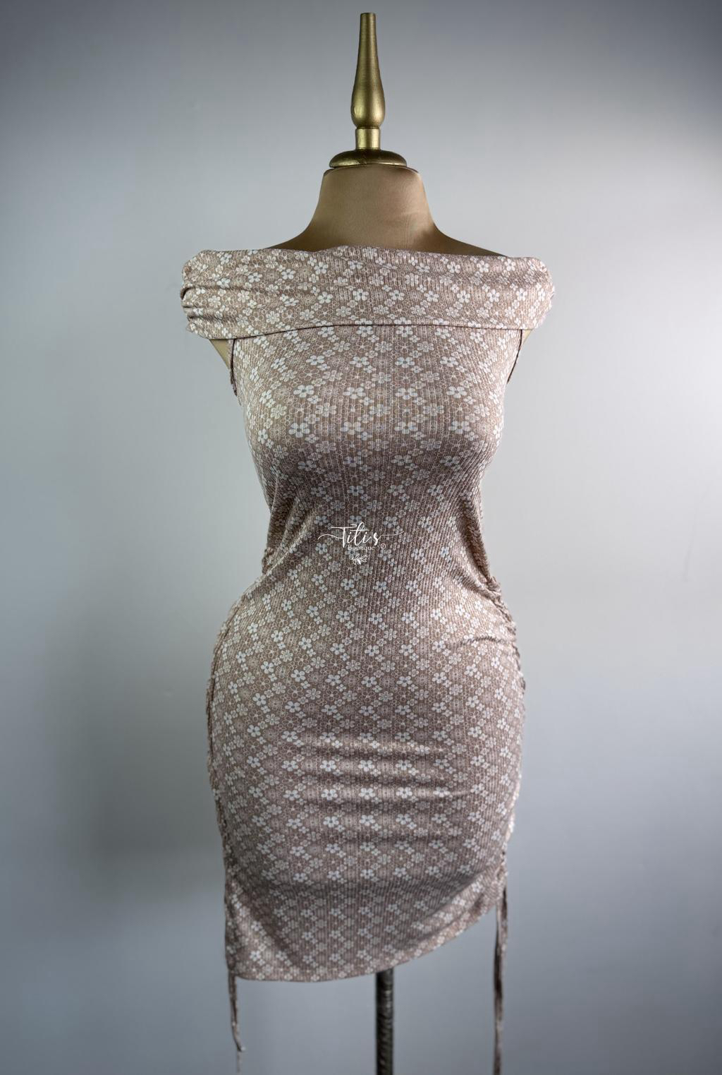 Vestido Flores Beige