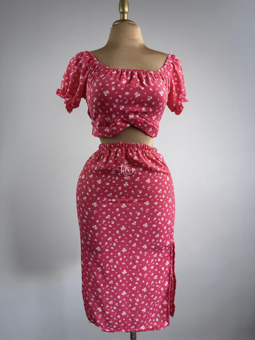 Conjunto Falda Flores Fosfo