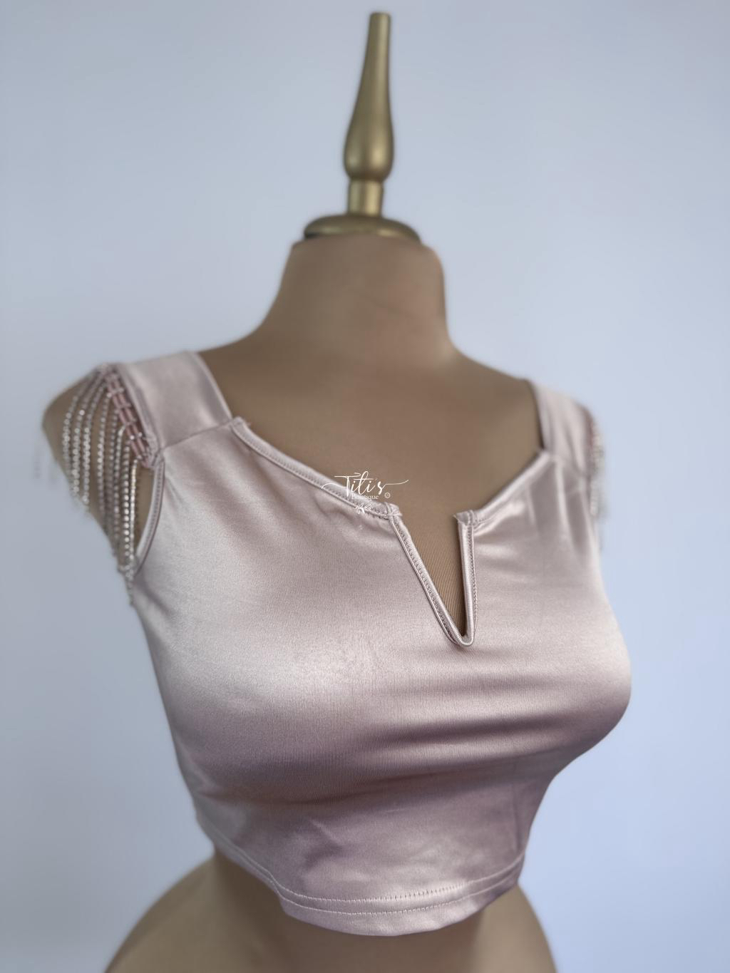 Blusa Brillos Colgante Hombro Beige