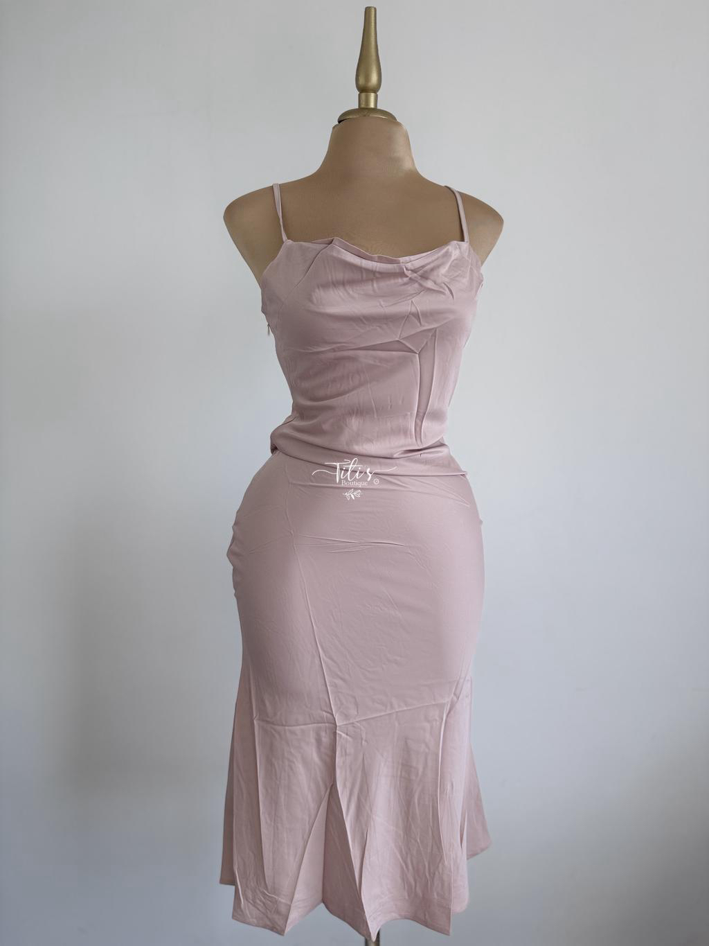 Vestido Satinado Rosa