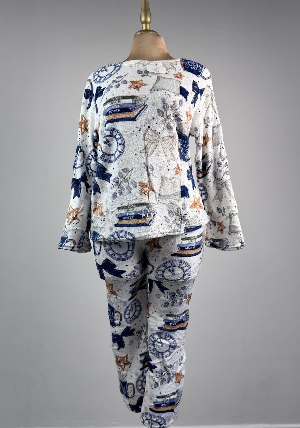 Conjunto Pijama Libros Blanco