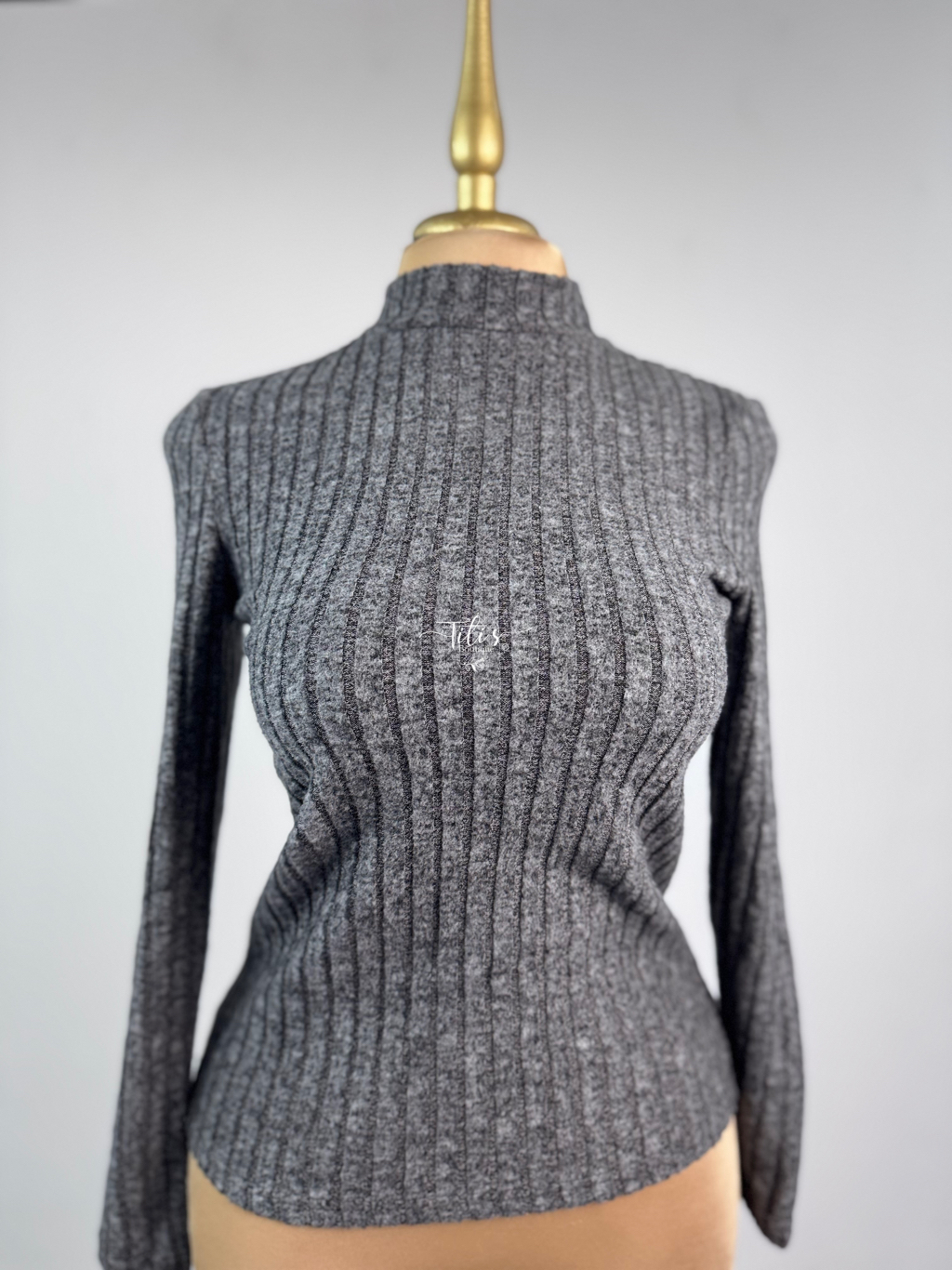 Blusa Rayada Gris Oscuro