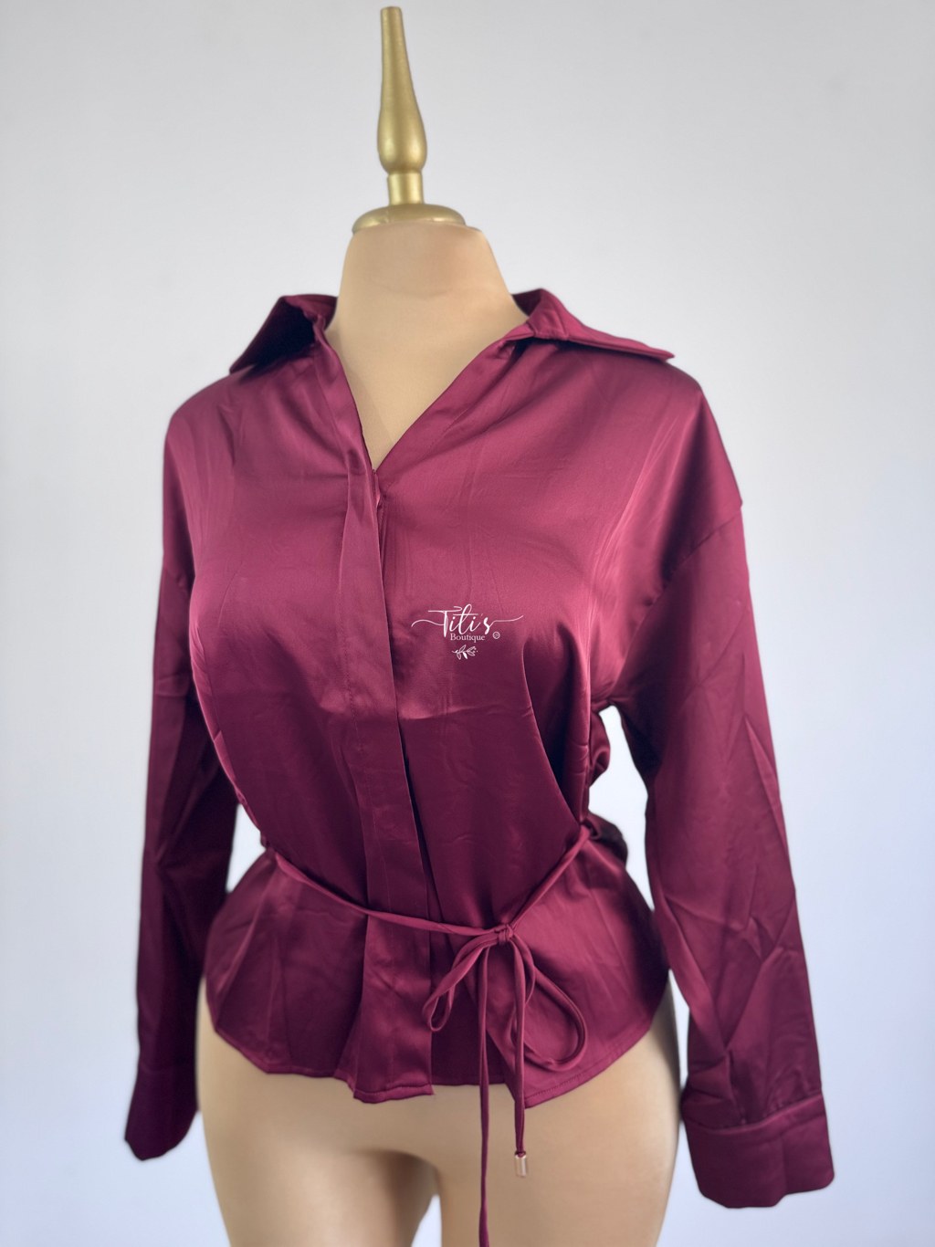 Blusa Satinada Manga Larga Guindo  