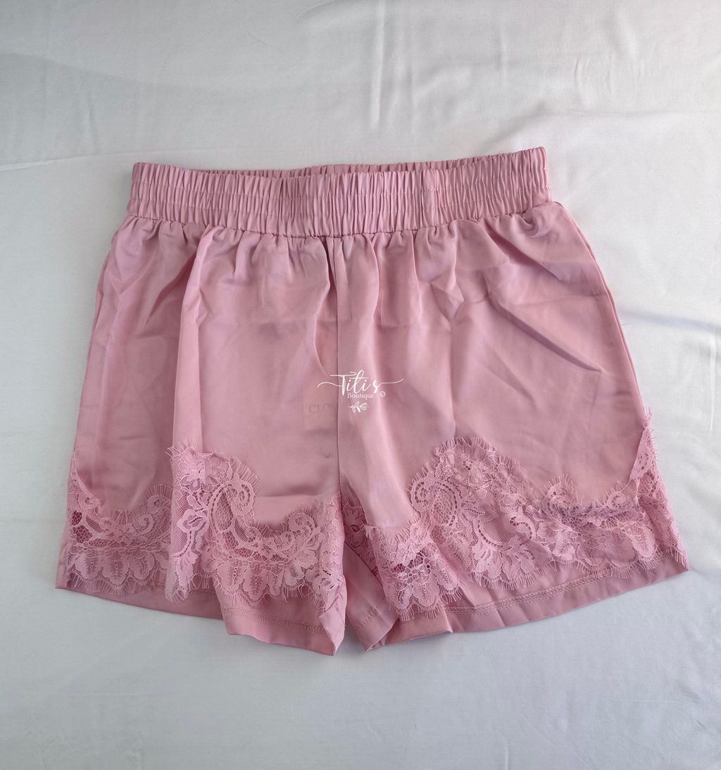 Shorts Con Encaje Rosa