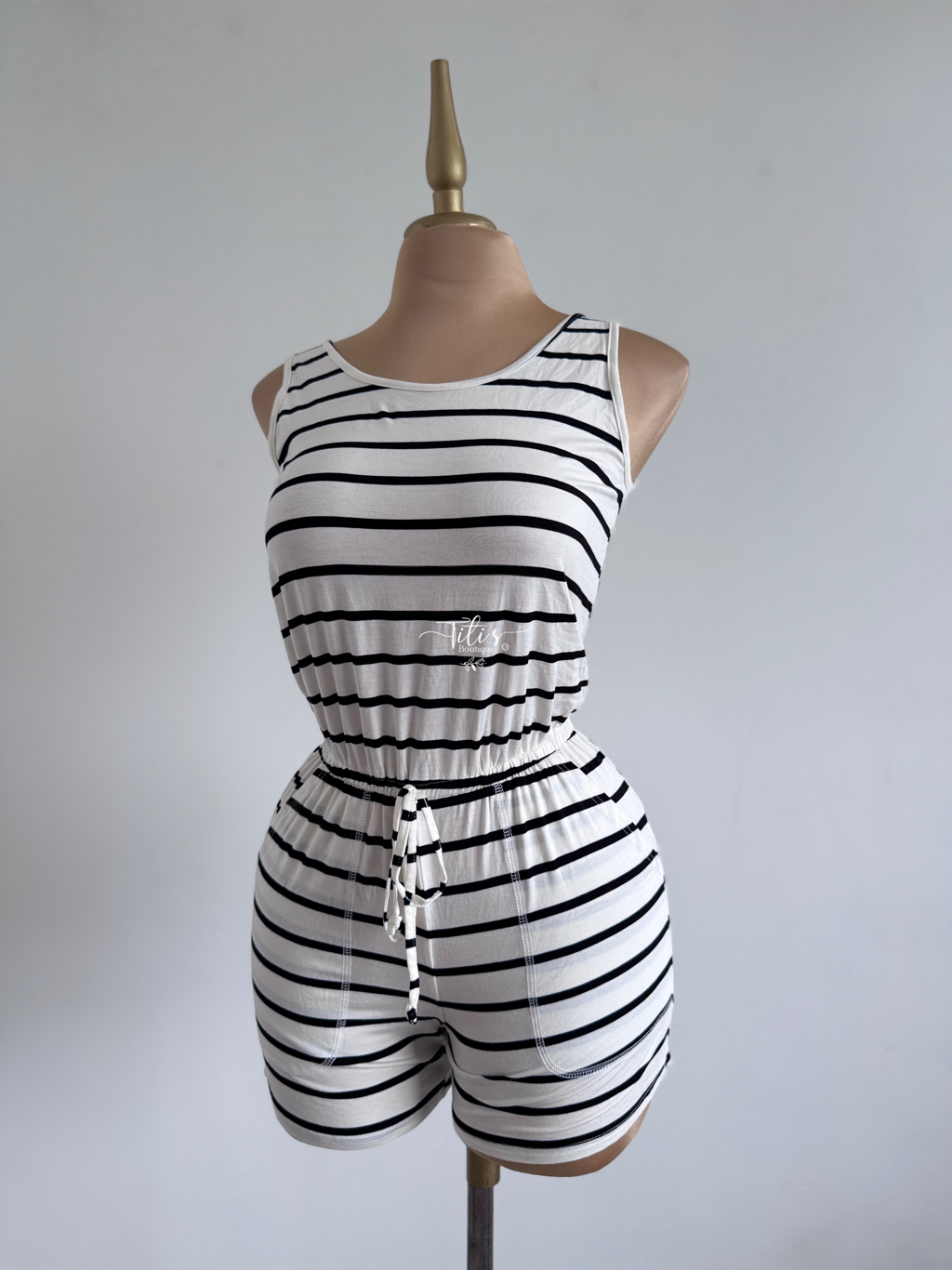 Jumper Shorts Rayas Blanco Con Negro 