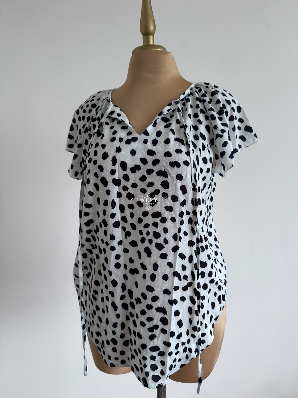 Blusa Blanco Con Negro