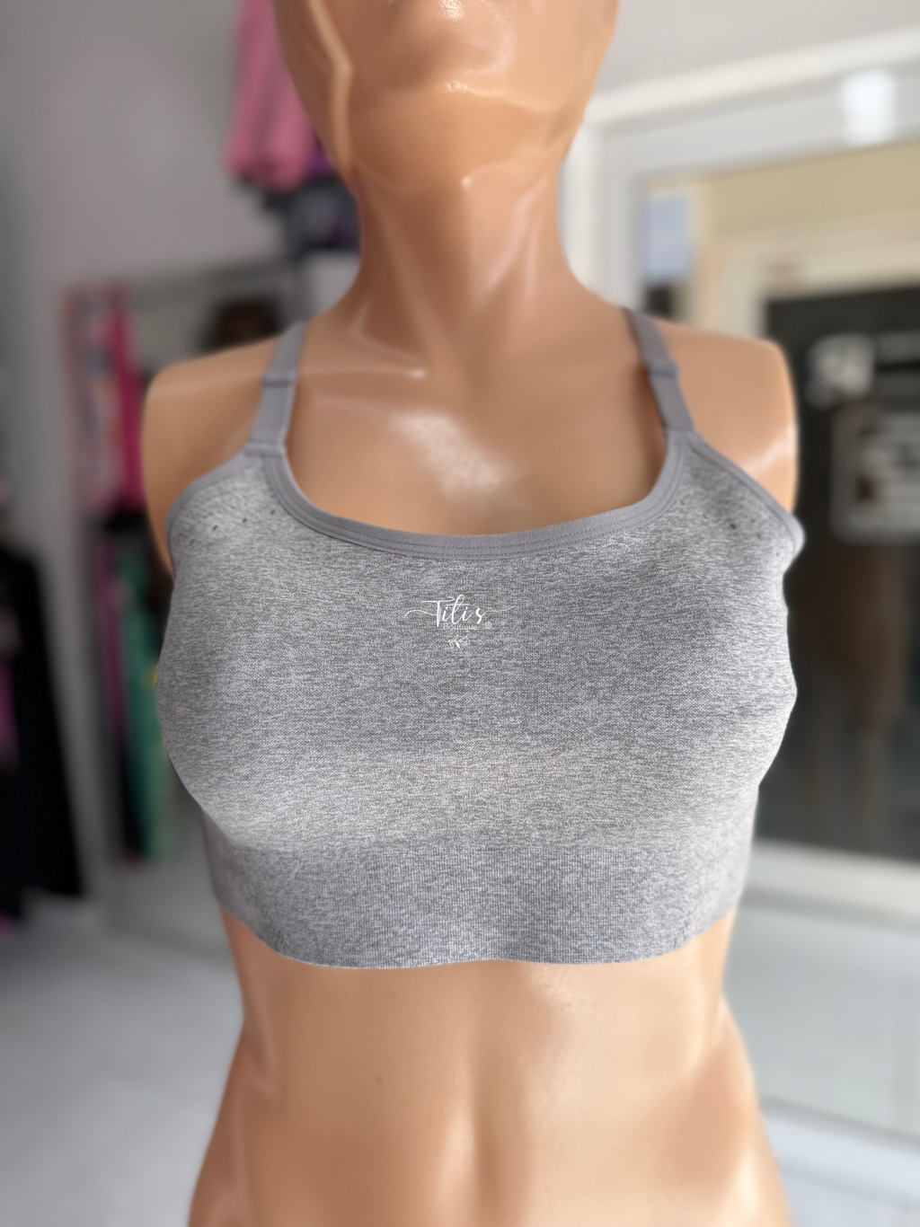 Top Deportivo All In Motion Gris