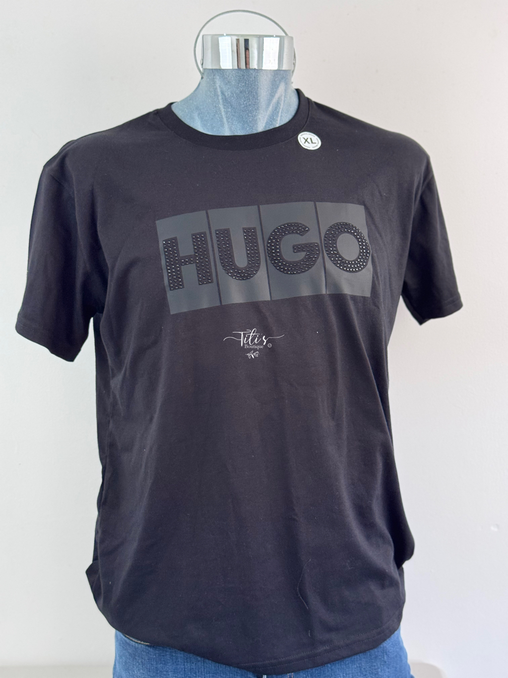 Playera Hugo Negro